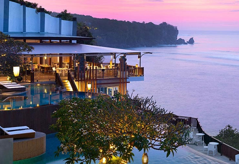 Anantara Uluwatu Bali, Cliffside resort Bali, Luxury oceanfront suites Bali, Bali resort with ocean views, Bali cliffside pool, Bali surf resort, Luxury suites Uluwatu,