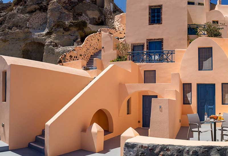 Horizon Aeifos Suites Greece, Santorini cave hotels, Oia sunset views, luxury cave homes Oia, Santorini boutique hotel,