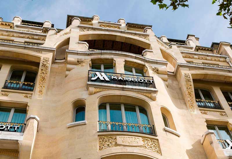 Marriott Champs-Elysees Paris, luxury hotel Paris, luxury accommodations Paris, Eiffel Tower views, Avenue des Champs-Élysées