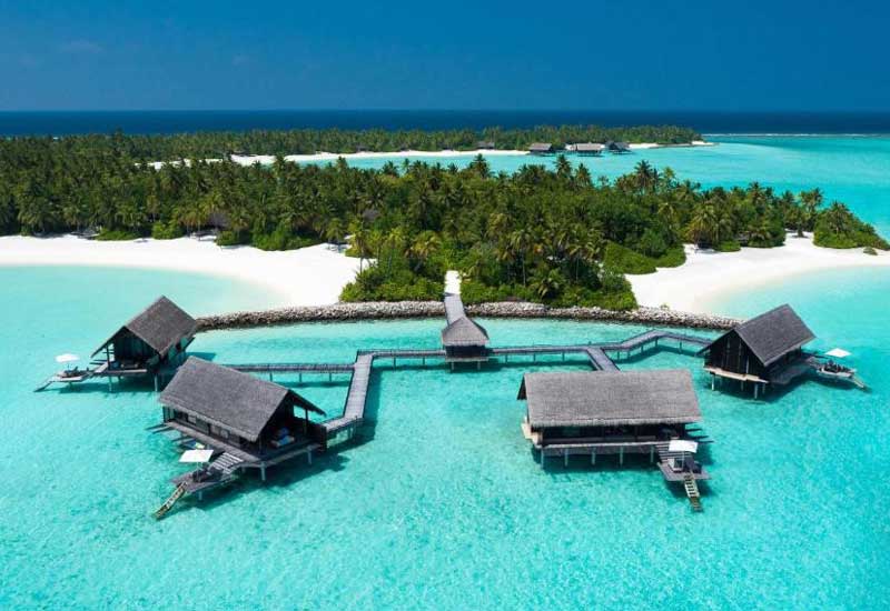 One and only Reethi Rah, Maldives luxury resort, Indian Ocean adventures, Romantic getaway Maldives, Beachfront accommodation, Family-friendly resort